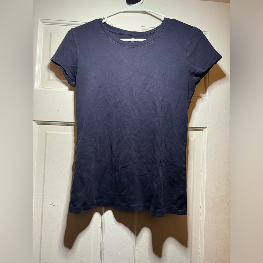 Banana Republic basic short sleeve shirt